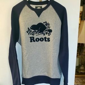 Roots sweatshirt size M
